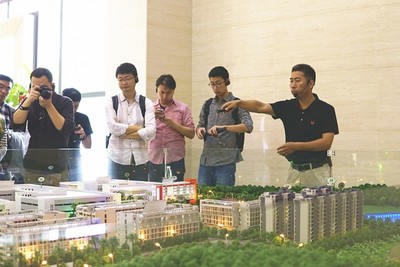 走進(jìn)金立工廠 走進(jìn)中國高端制造